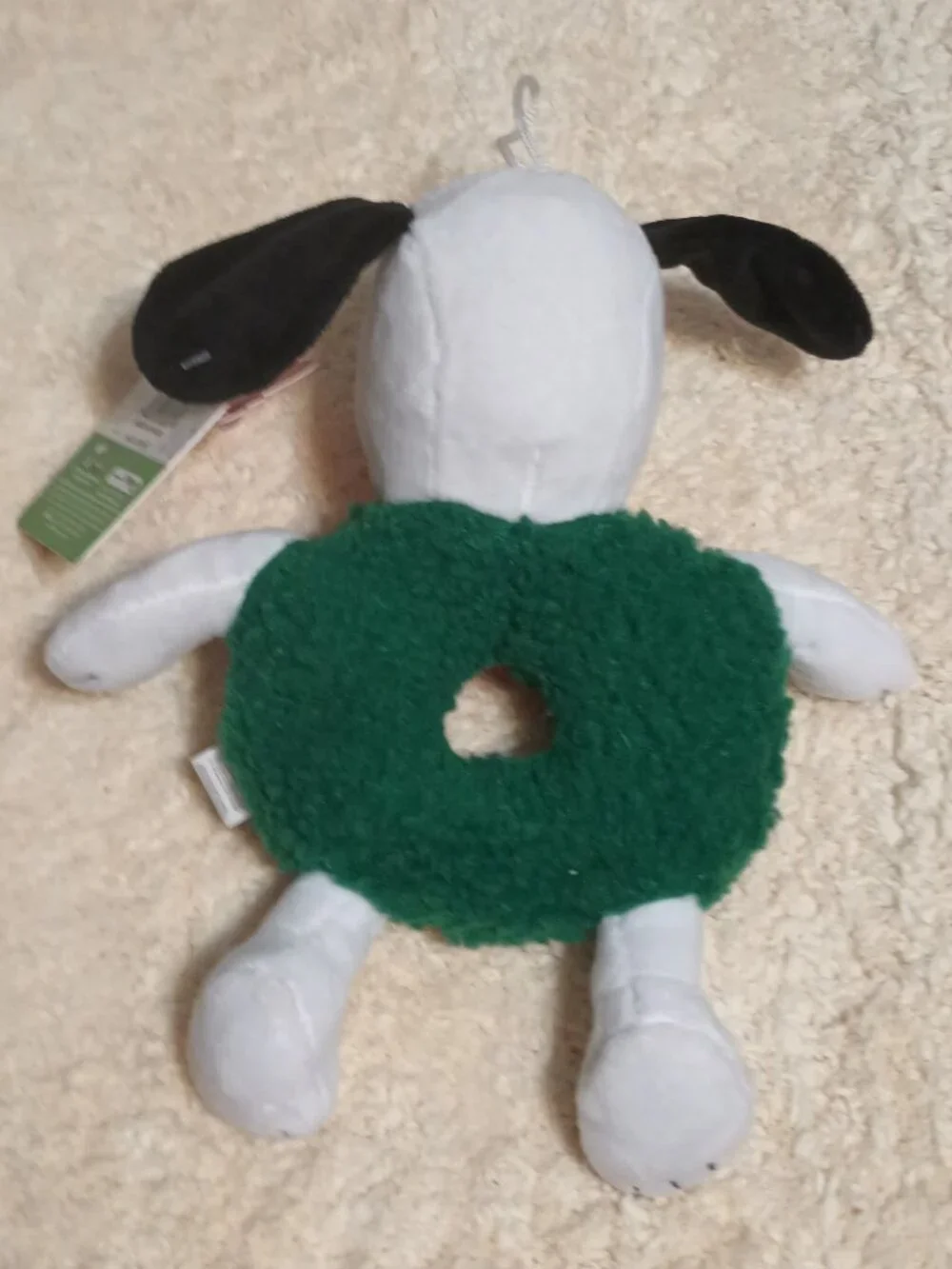 NWT ~ Peanuts Snoopy Wreath Plush Dog Toy With Squeaker, 10 in